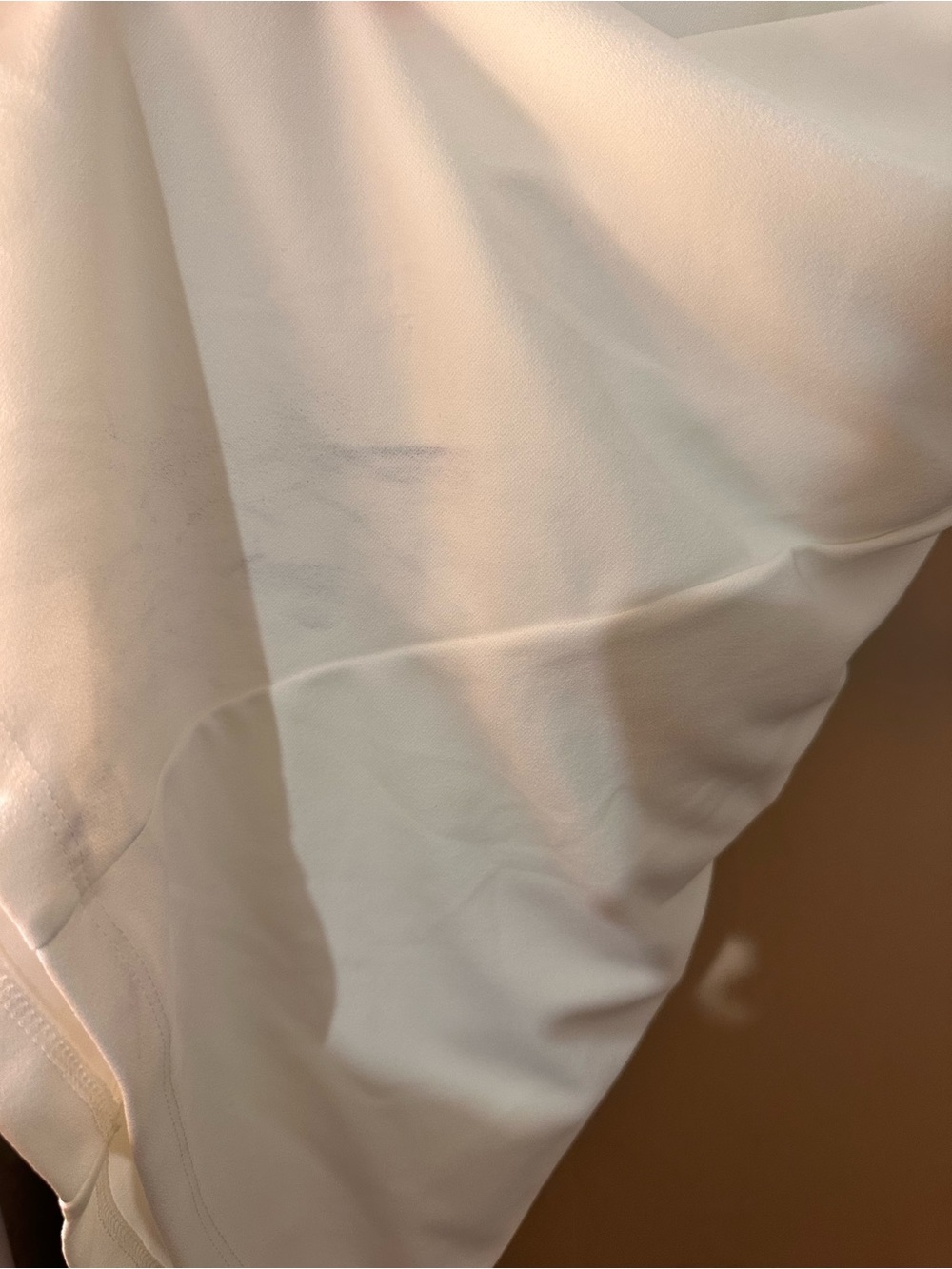 Elegant White Cap-Sleeve Maxi Dress with Beaded Waist - Picture 6 of 7